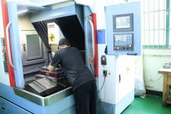 精密硅橡膠制品模具開模設備，降低產品誤差
